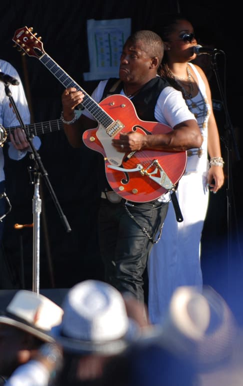 Jonathan Butler performing in 2011